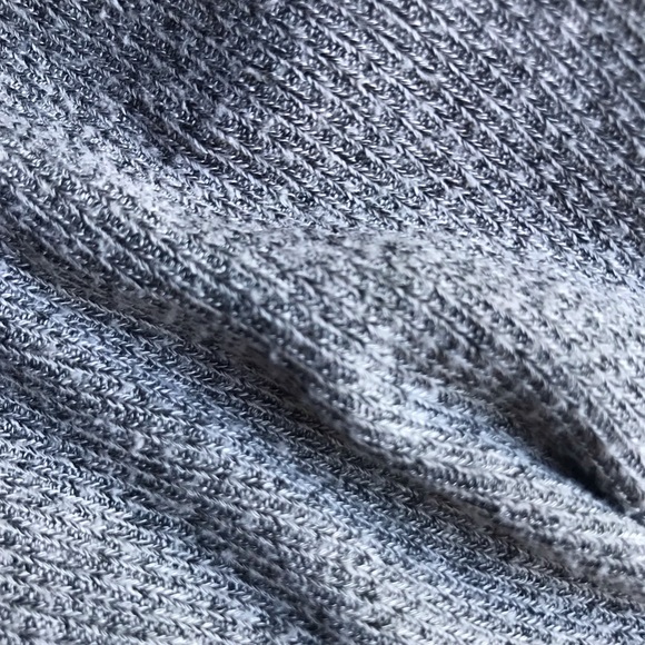 Heather gray basic tank - Picture 3 of 3